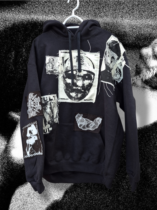 '𝘏𝘰𝘭𝘭𝘰𝘸 𝘞𝘰𝘰𝘥' Hoodie