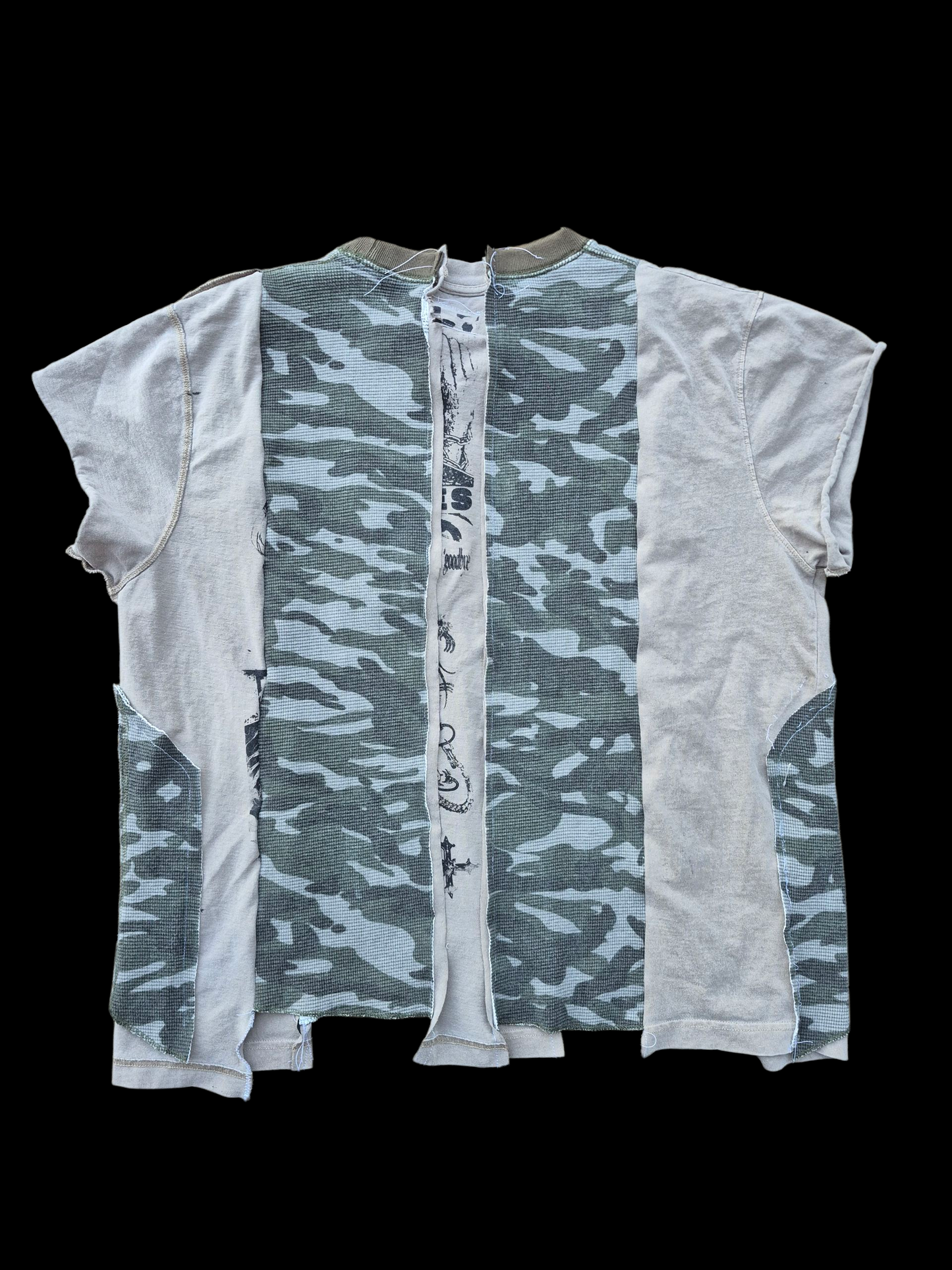 '𝘛𝘳𝘦𝘯𝘤𝘩 𝘔𝘰𝘣' Tee