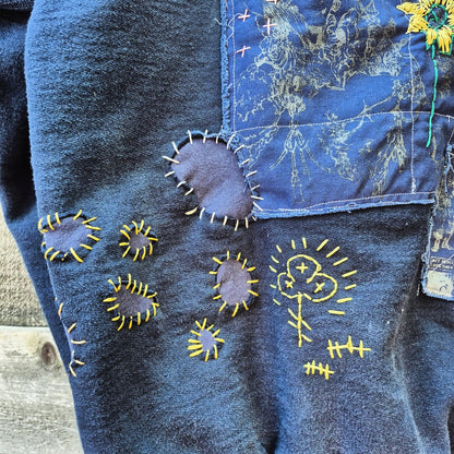 '𝘊𝘶𝘭𝘵 𝘚𝘵𝘢𝘳𝘵𝘦𝘳' Sweater