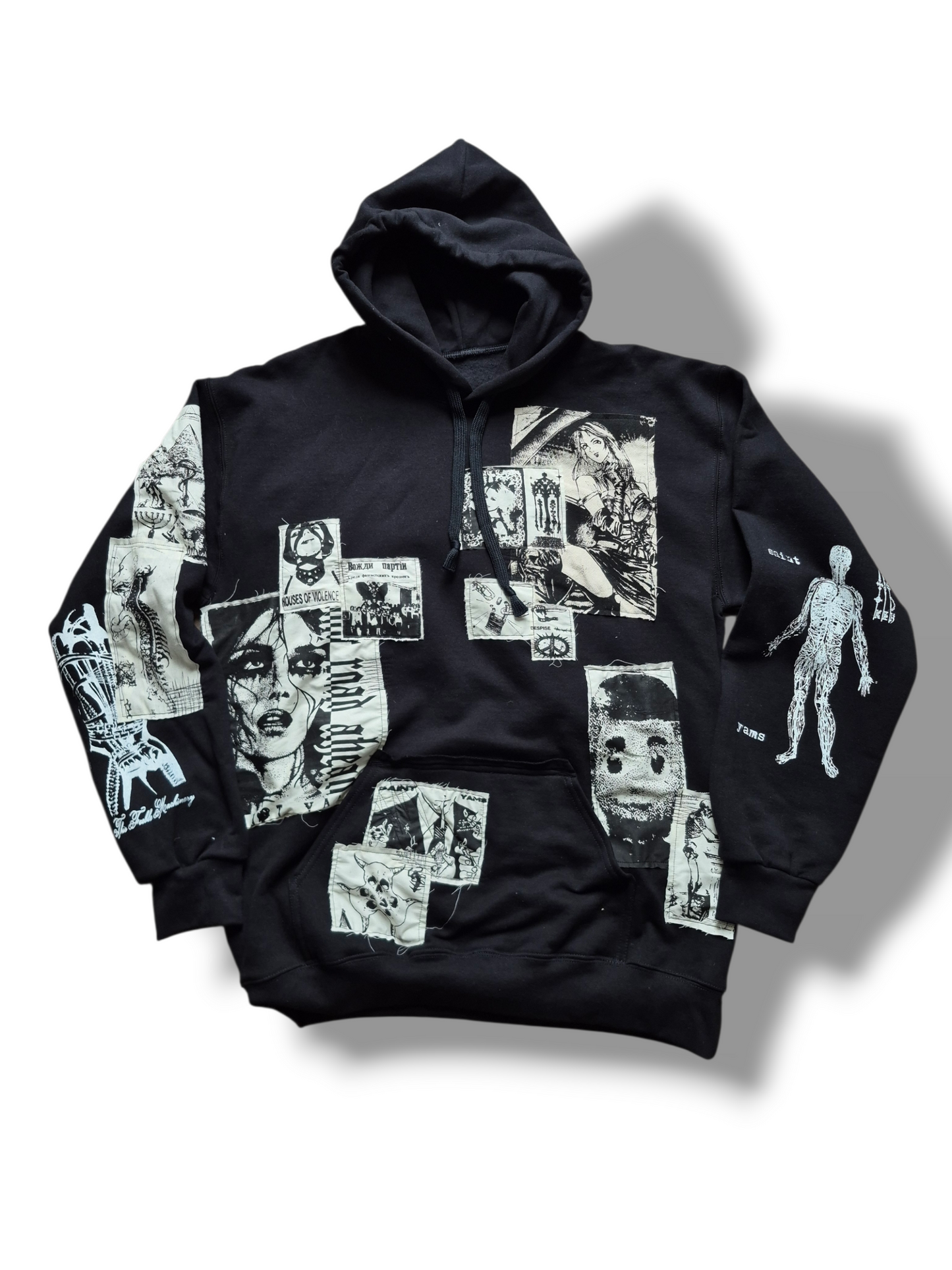 '𝘏𝘰𝘸 𝘛𝘰 𝘊𝘰𝘱𝘦 𝘞𝘪𝘵𝘩 𝘠𝘦𝘢𝘳𝘯𝘪𝘯𝘨' Hoodie
