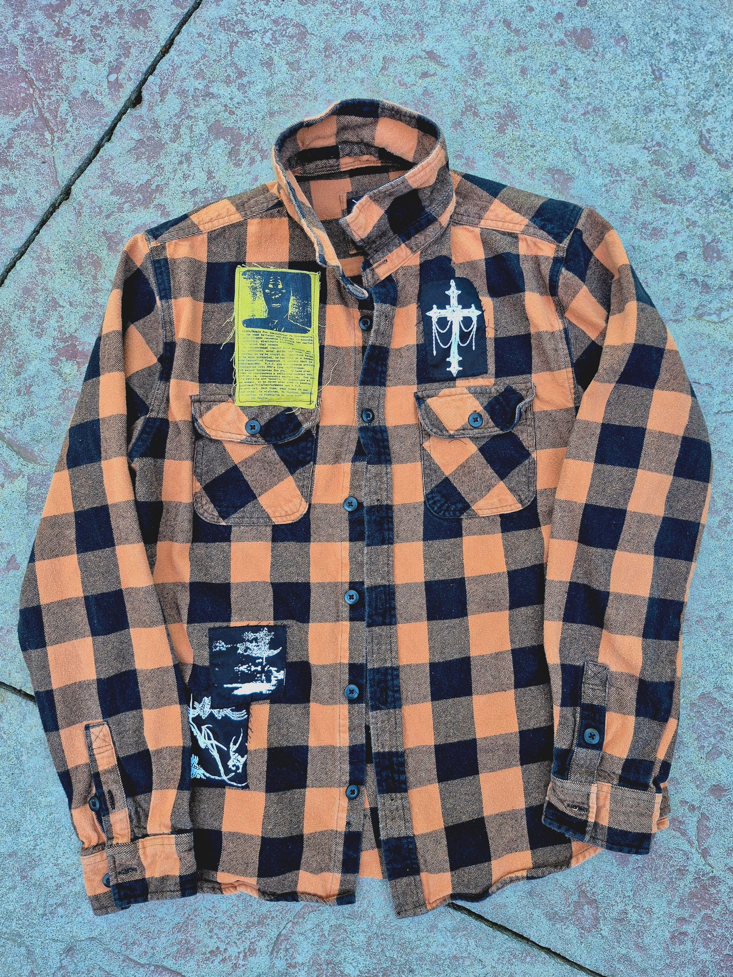 '𝘎𝘶𝘯𝘵𝘩𝘦𝘳' Flannel