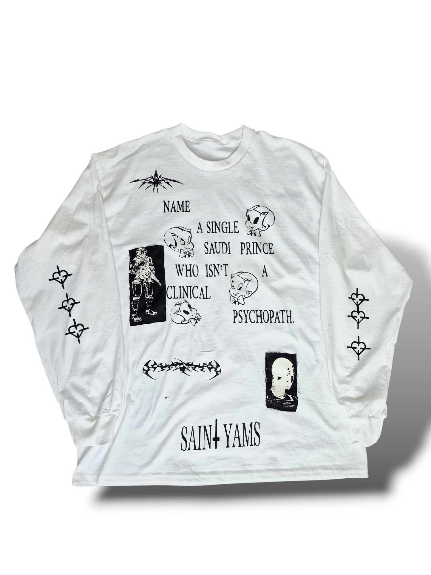 '𝘊𝘭𝘪𝘯𝘪𝘤𝘢𝘭 𝘗𝘴𝘺𝘤𝘩𝘰𝘱𝘢𝘵𝘩' Long Sleeve Shirt