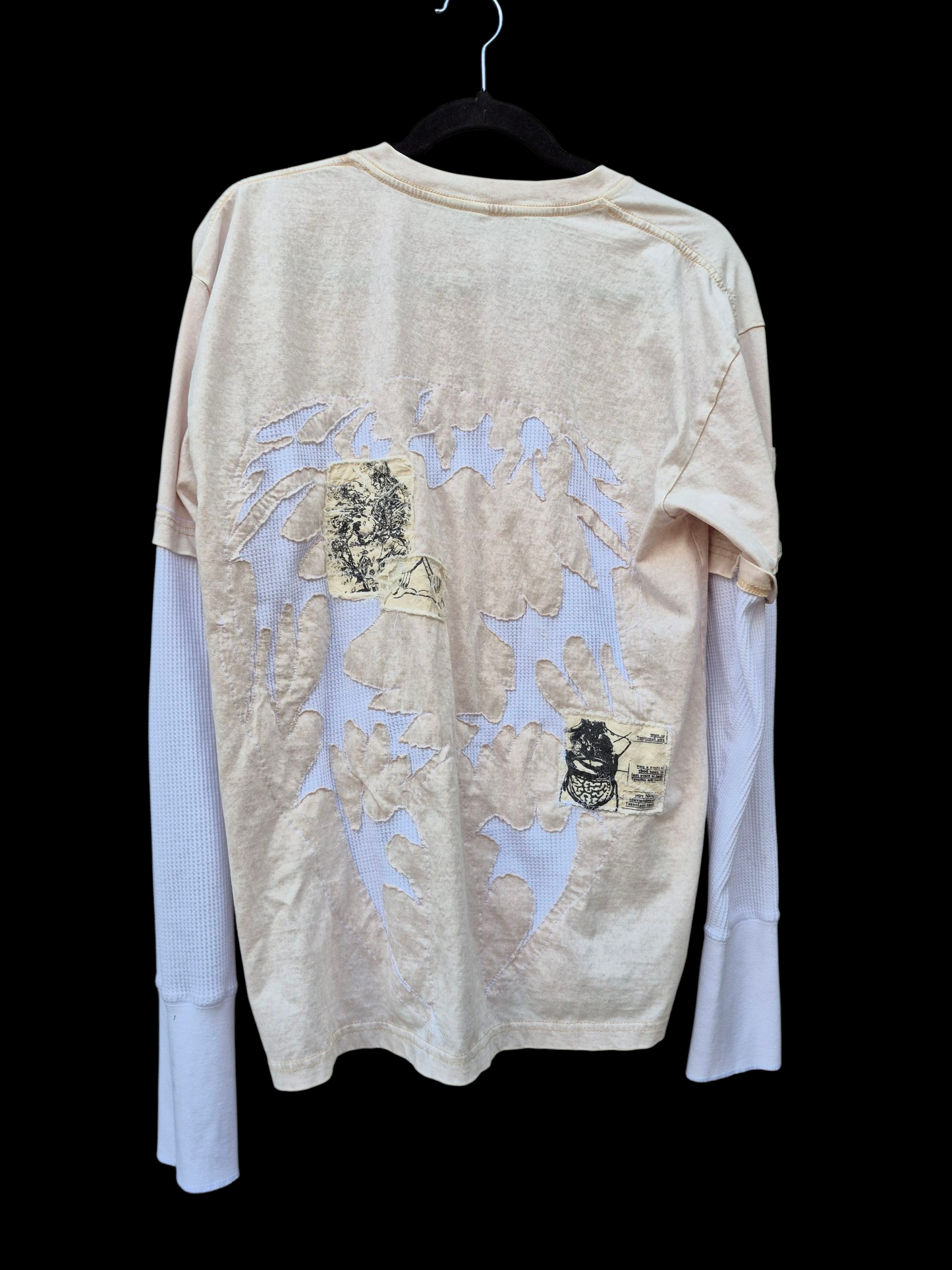 '𝘗𝘢𝘭𝘦 𝘏𝘰𝘳𝘴𝘦' Long Sleeve Shirt