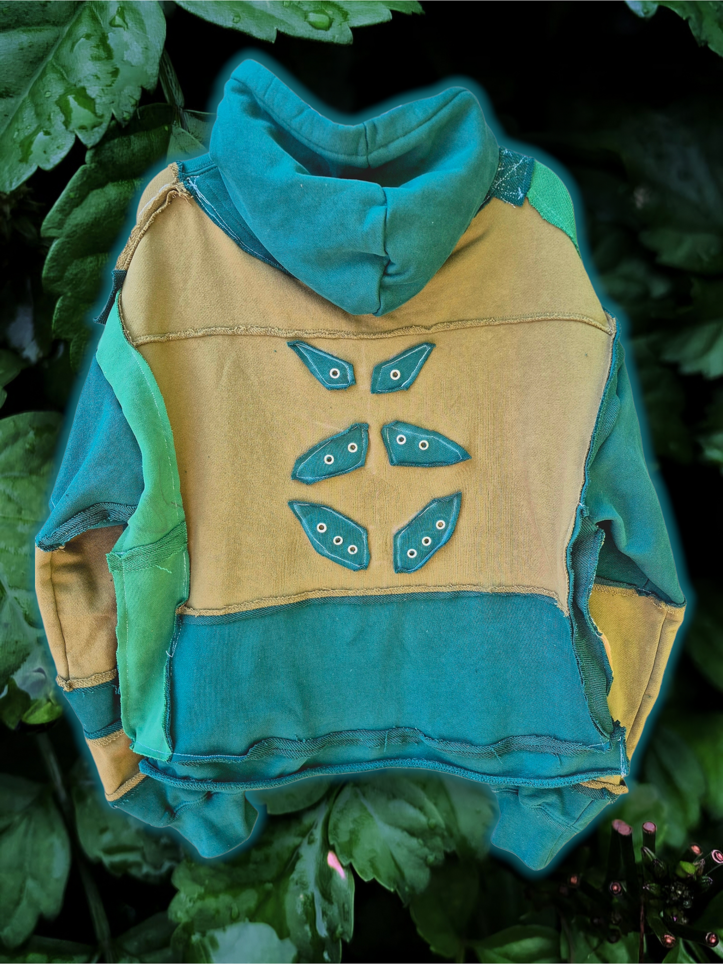 '𝘍𝘰𝘭𝘪𝘢𝘨𝘦 𝘊𝘰𝘳𝘦' Patchwork Hoodie