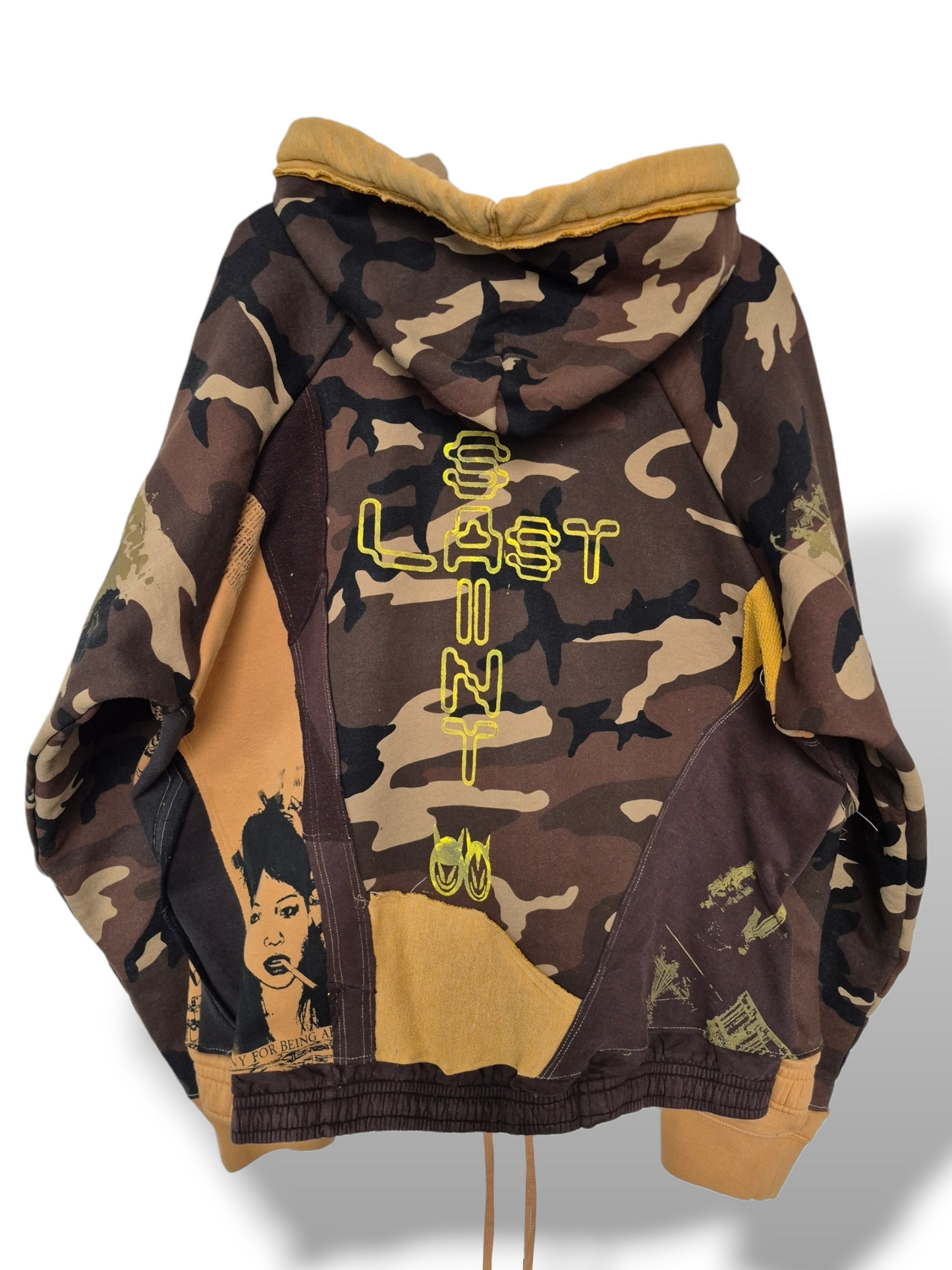 '𝘓𝘢𝘴𝘵 𝘚𝘢𝘪𝘯𝘵' Hoodie