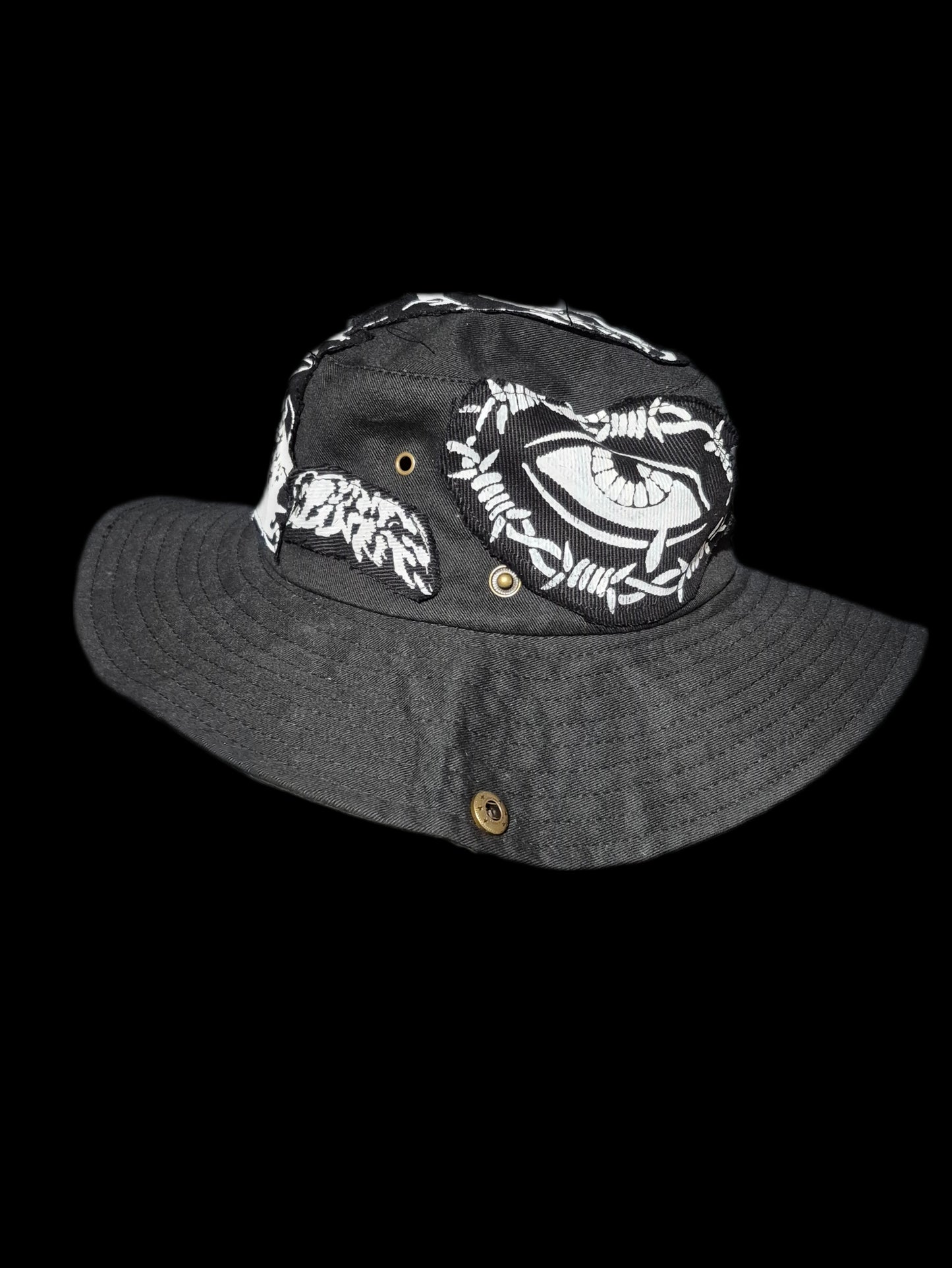 '𝘕𝘪𝘨𝘩𝘵 𝘚𝘵𝘢𝘭𝘬𝘦𝘳' Boonie Hat
