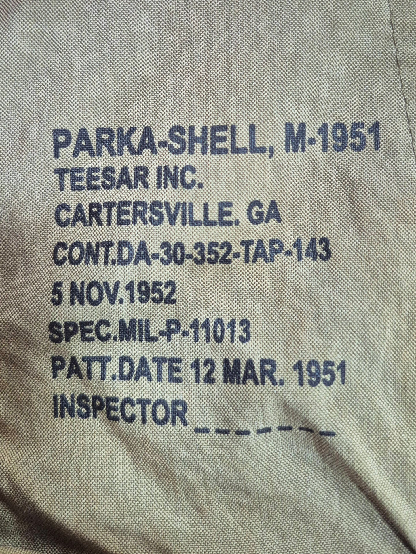 '𝘕𝘦𝘸 𝘝𝘪𝘦𝘵𝘯𝘢𝘮' Vintage US Military Fishtail Shell