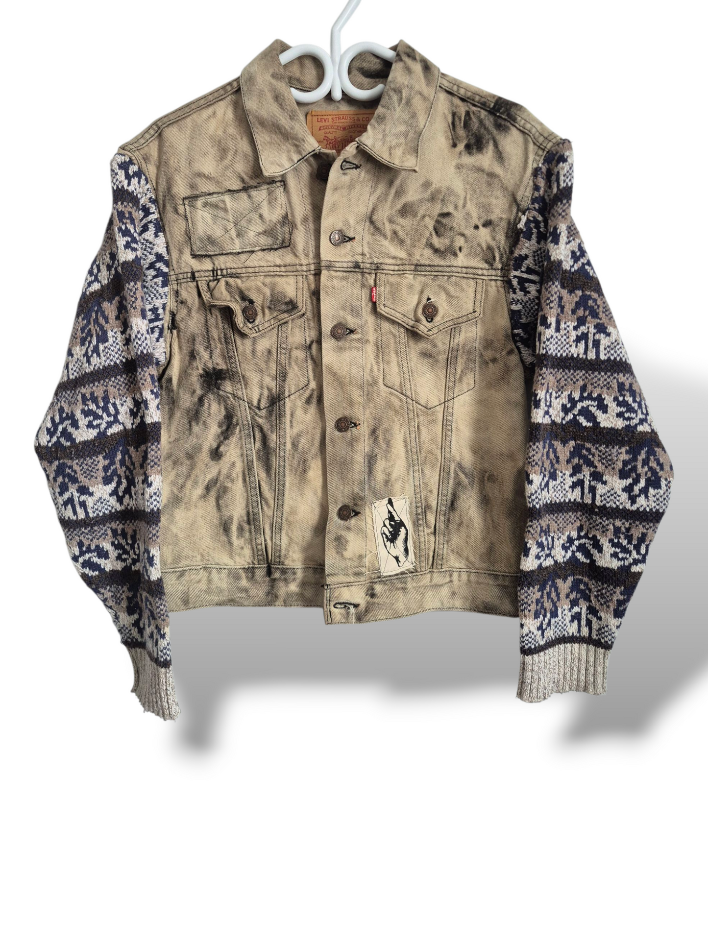 '𝘈𝘳𝘤𝘩𝘪𝘵𝘦𝘤𝘵 𝘰𝘧 𝘋𝘪𝘷𝘪𝘯𝘪𝘵𝘺' Denim Jacket