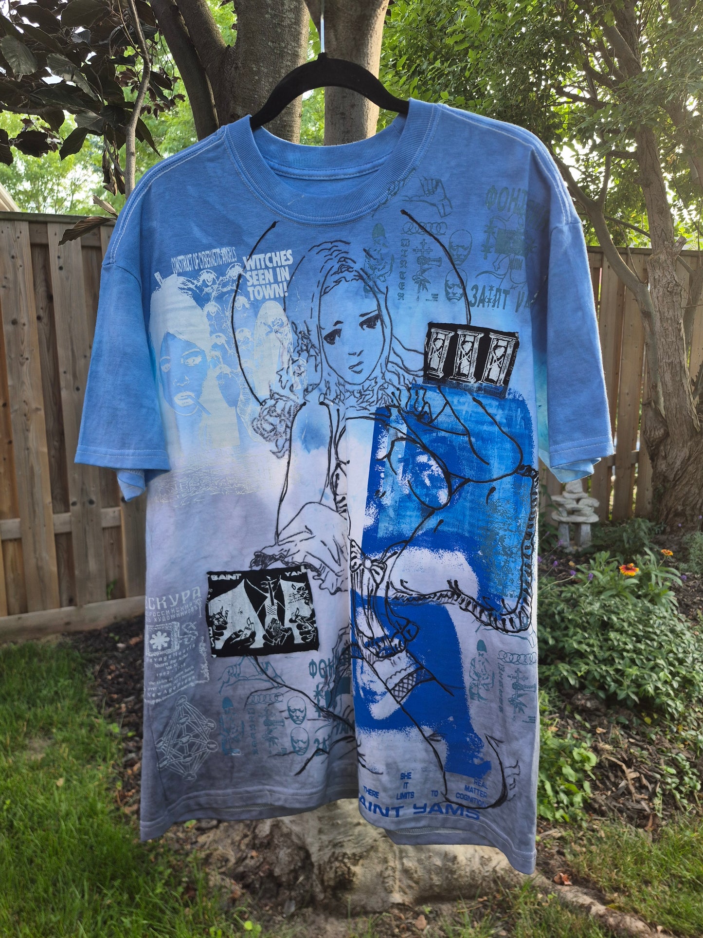 '𝘉𝘦𝘵𝘩 𝘗𝘪𝘱𝘦' Tee