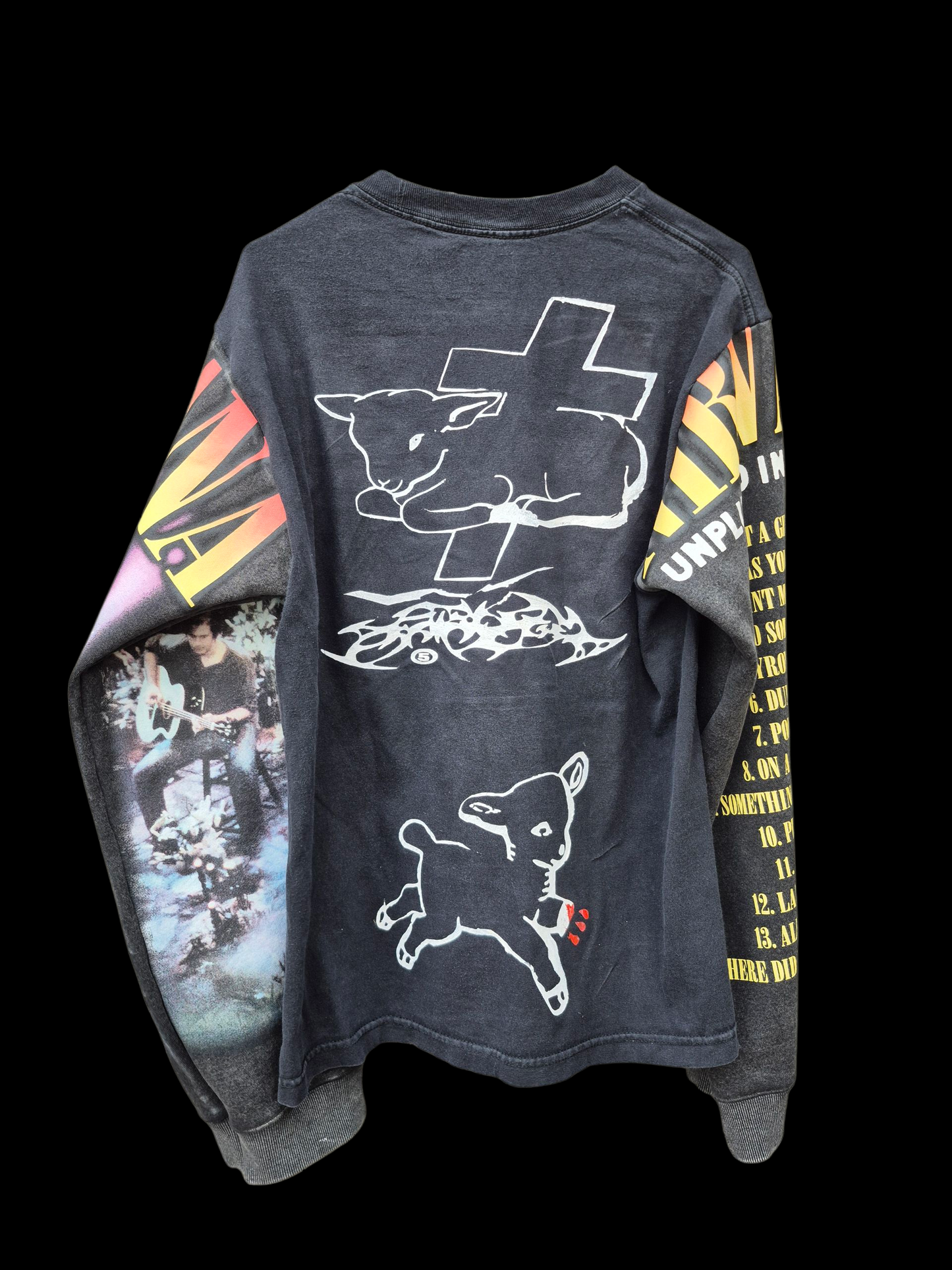 '𝘚𝘸𝘢𝘯𝘨 𝘋𝘢𝘯𝘨𝘭𝘦𝘴' Long Sleeve Shirt