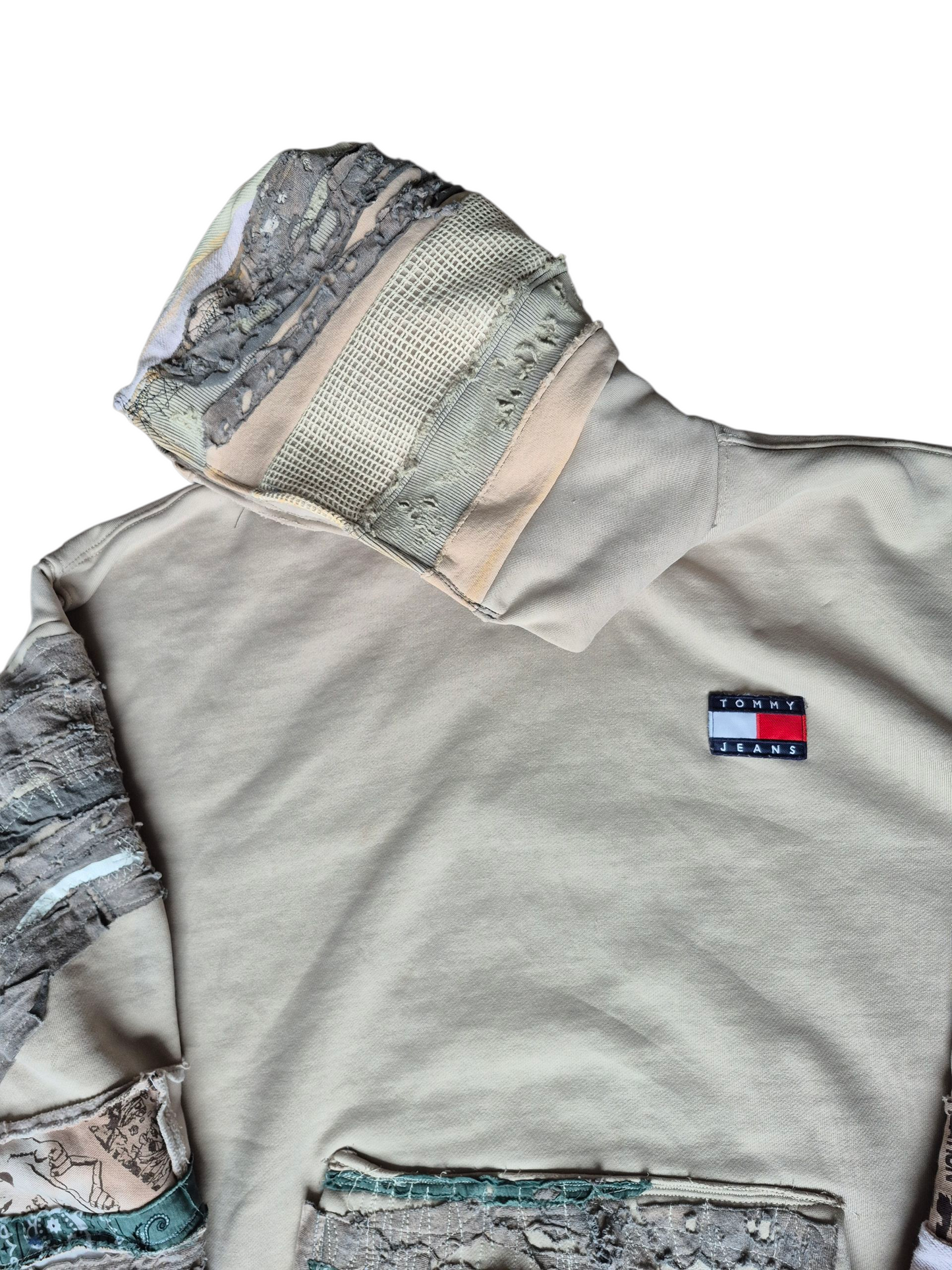 '𝘙𝘶𝘪𝘯𝘴 𝘰𝘧 𝘍𝘪𝘦𝘧𝘥𝘰𝘮' Hoodie