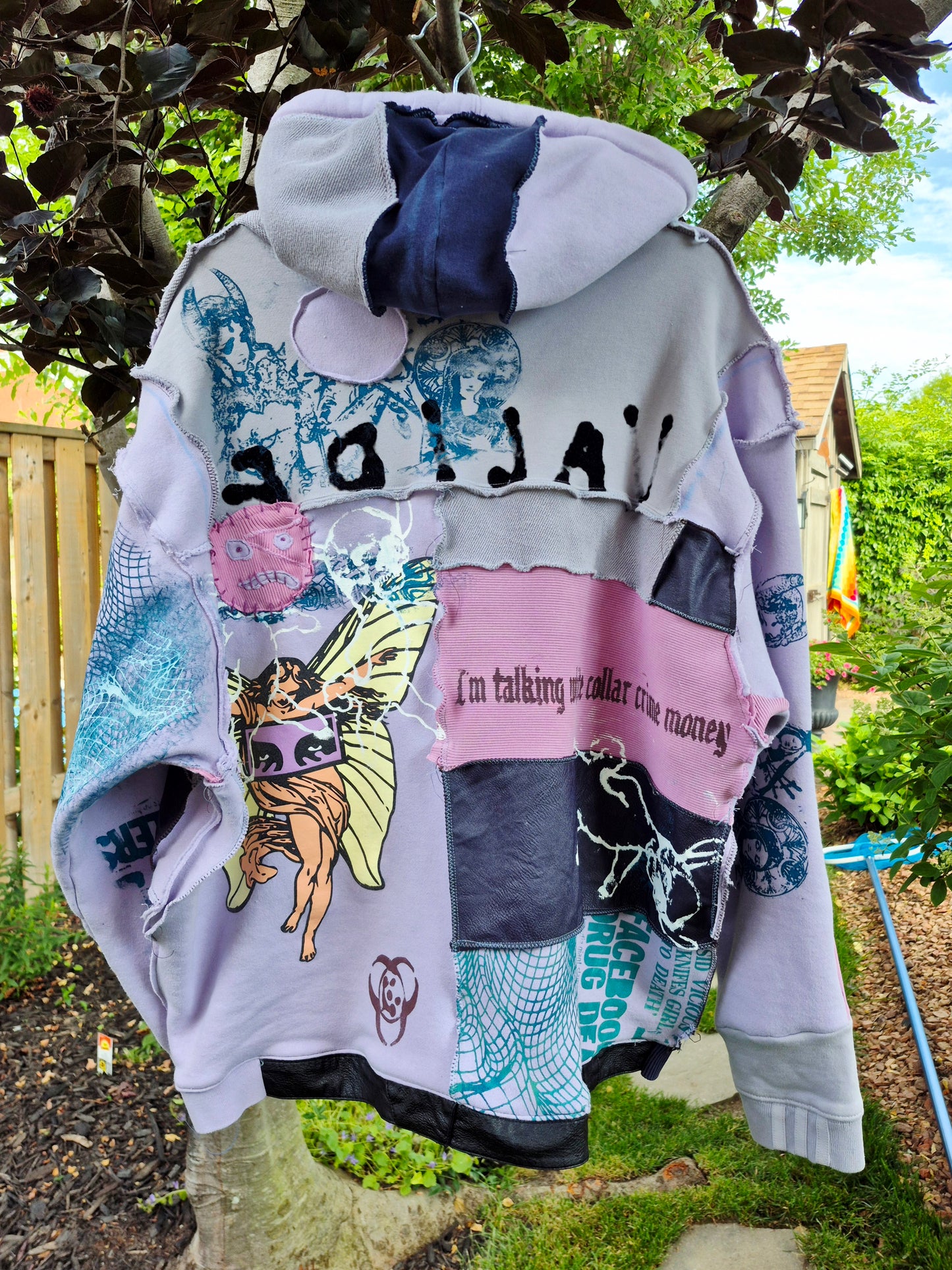 '𝘔𝘢𝘶𝘷𝘦 𝘉𝘪𝘴𝘩, 𝘎𝘦𝘵 𝘖𝘶𝘵 𝘛𝘩𝘦 𝘞𝘢𝘺' Patchwork Hoodie