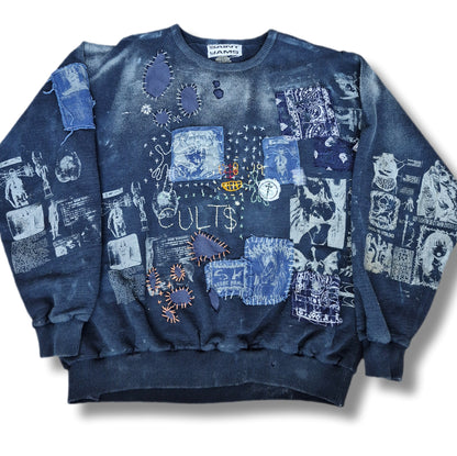 '𝘊𝘶𝘭𝘵 𝘚𝘵𝘢𝘳𝘵𝘦𝘳' Sweater