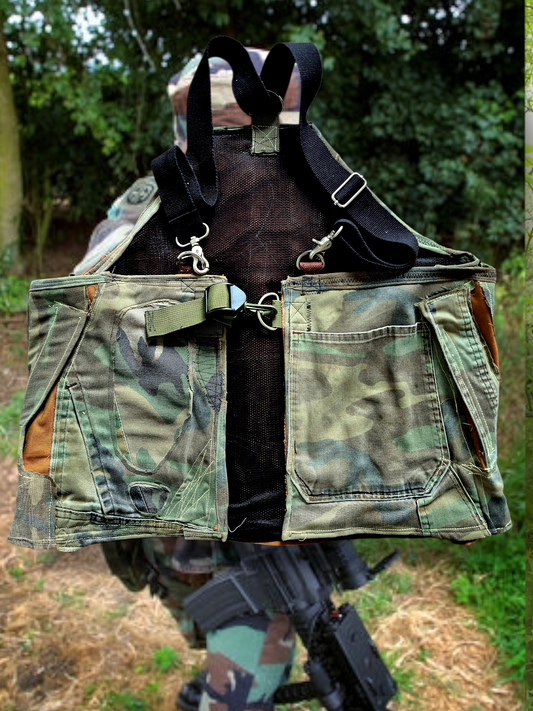 '𝘈𝘱𝘰𝘤𝘢𝘭𝘺𝘱𝘴𝘦 𝘞𝘩𝘦𝘯?' Utility Vest