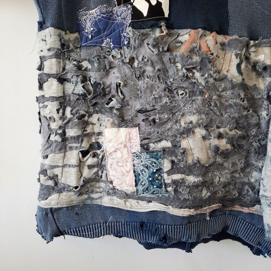 '𝘗𝘪𝘧𝘧 𝘋𝘦𝘣𝘳𝘪𝘴' Distressed Hoodie