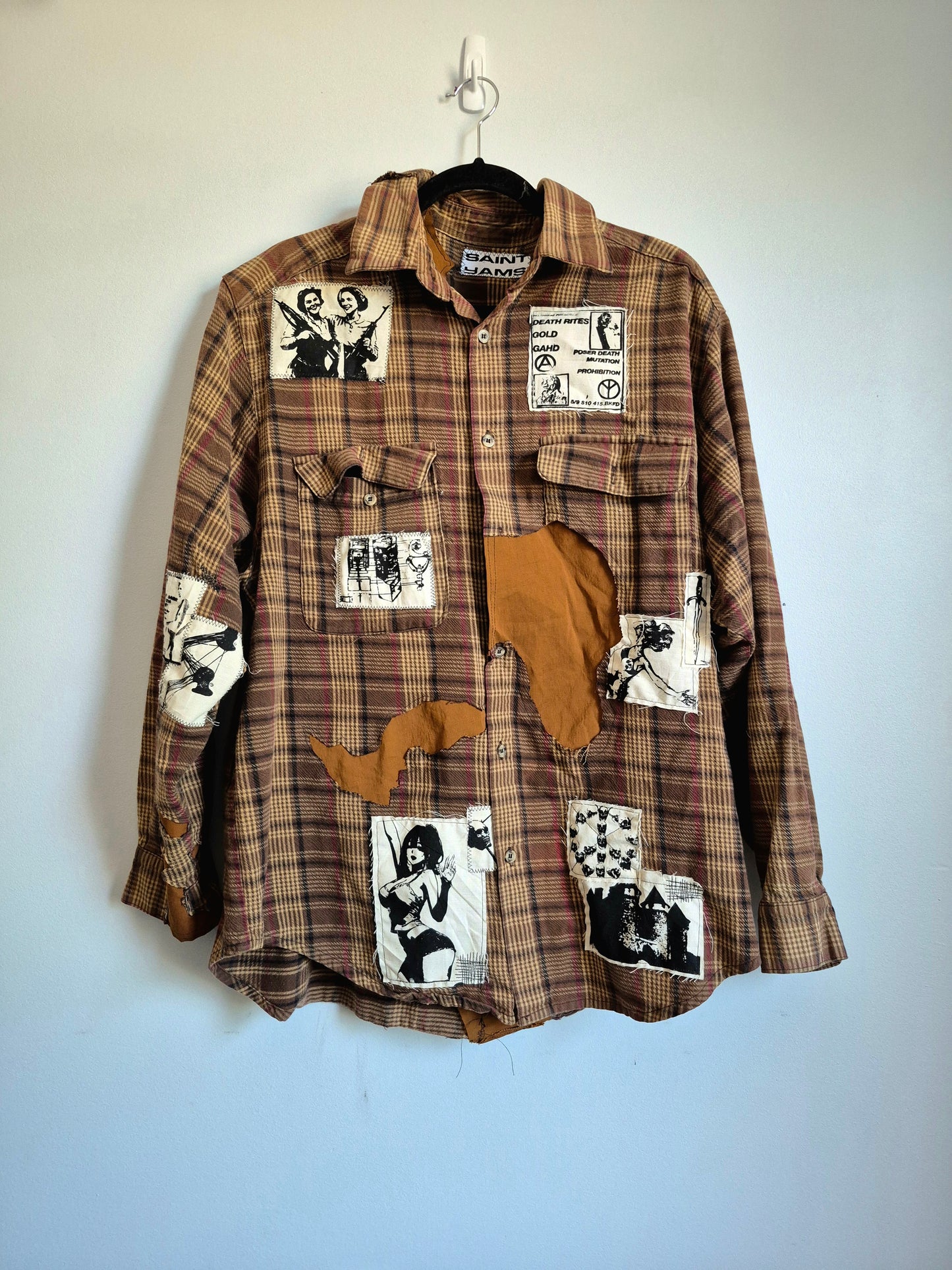 '𝘉𝘶𝘤𝘬𝘢𝘳𝘰𝘰' Flannel Shirt