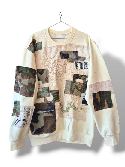 '𝘔𝘰𝘥𝘦𝘳𝘯 𝘛𝘳𝘪𝘣𝘢𝘭 𝘞𝘢𝘳𝘧𝘢𝘳𝘦' Crewneck Sweater