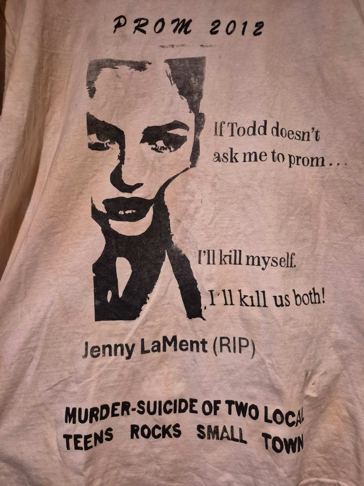 '𝘑𝘦𝘯𝘯𝘺 𝘋𝘪𝘦𝘥 𝘉𝘳𝘶𝘩' Tee