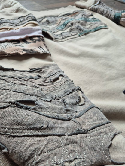 '𝘙𝘶𝘪𝘯𝘴 𝘰𝘧 𝘍𝘪𝘦𝘧𝘥𝘰𝘮' Hoodie