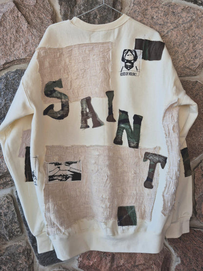 '𝘔𝘰𝘥𝘦𝘳𝘯 𝘛𝘳𝘪𝘣𝘢𝘭 𝘞𝘢𝘳𝘧𝘢𝘳𝘦' Crewneck Sweater